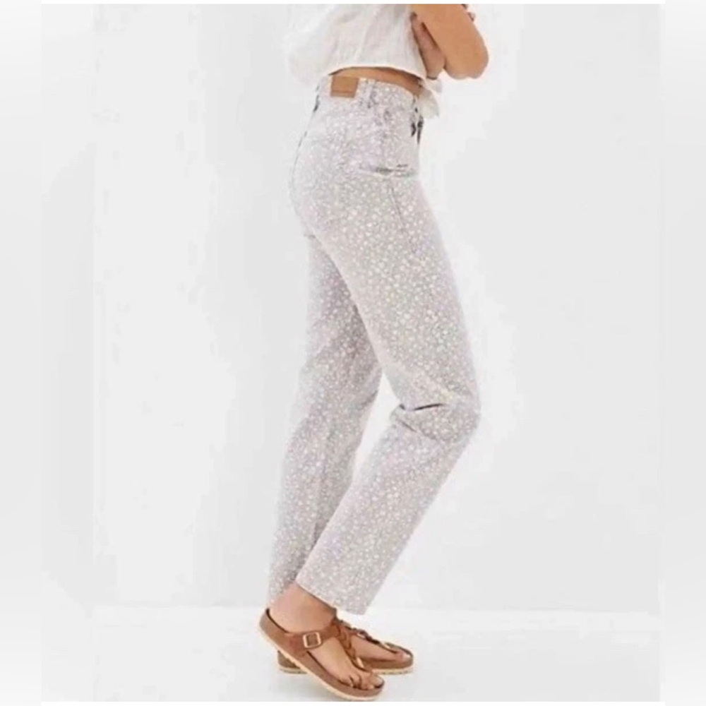 American Eagle Outfitters Straight Leg Floral Print Jeans in Light Gray - Picture 2 of 8